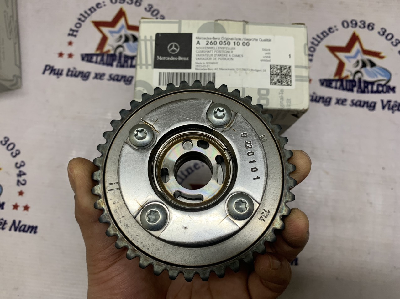 Bánh răng cam xả Mercedes M260 , M264 ,M270 , M274 , CLA , C117